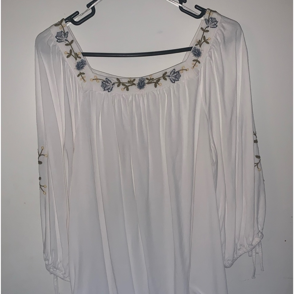 Beautiful Lauren Conrad Embroidered Top.  Size large.